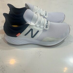 New Balance FreshFoam ROAV